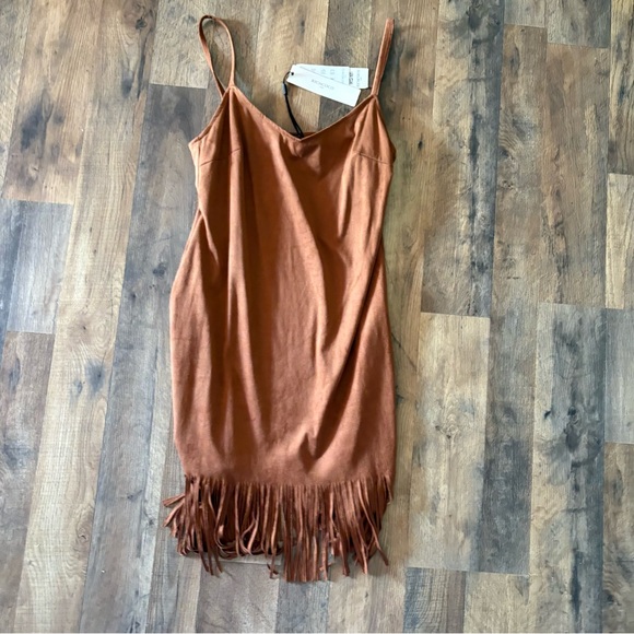 richcoco Dresses & Skirts - Elegant Fringe Hem Brown Dress